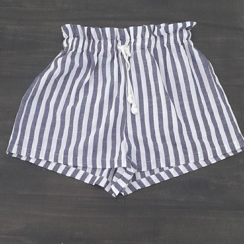 Paper bag waist shorts size 2